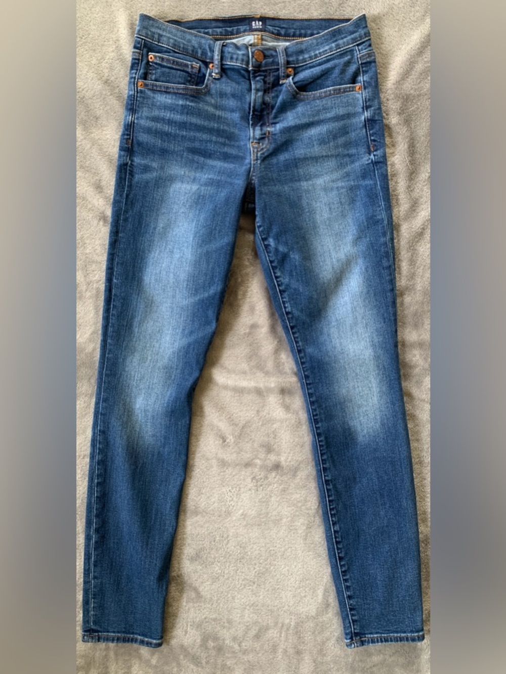 GAP True Skinny Medium Blue Jeans